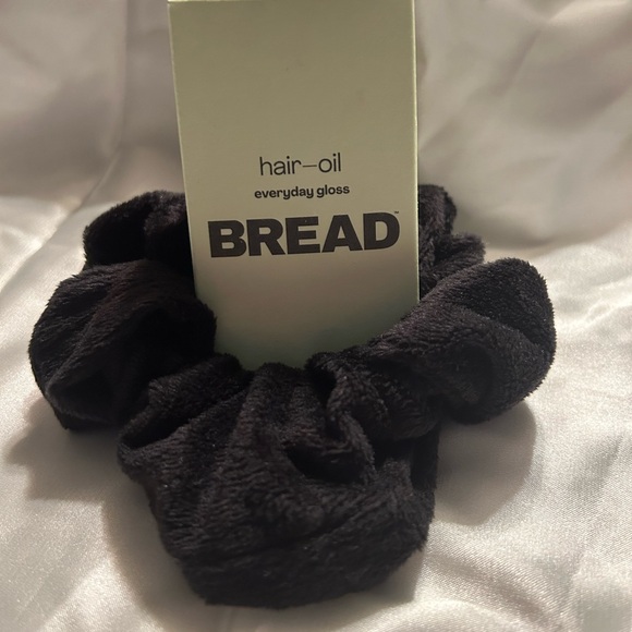 Bread Beauty Supply Other - Buy now ready Bread Hair Oil